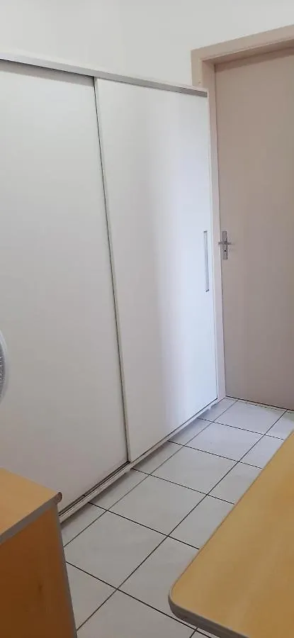 Apartment Apartamento 10 Min De Criciuma Em Icara-Sc - 2 Quartos - 3 Ar-Condicionado Split - Cozinha Equipada - Banheiro - Garagem Coberta E Wi-Fi - Anfitria Superhost No Bnb